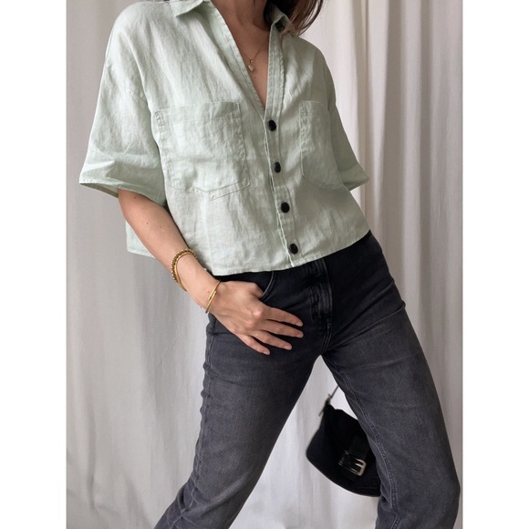 TOP cropped button up top — In Sage - Picture 2 of 10